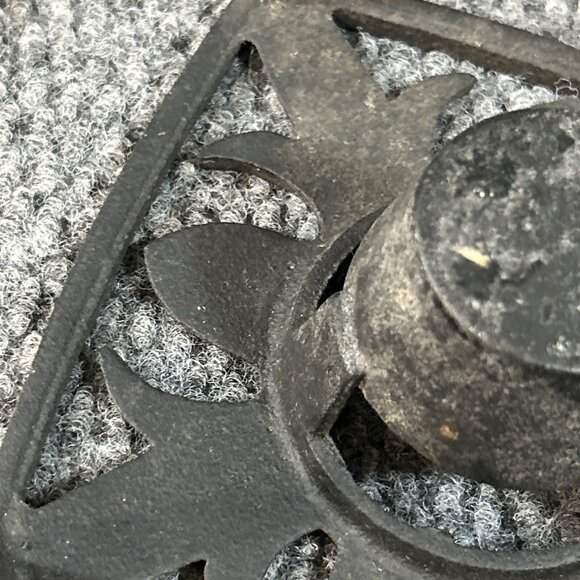 (2) Vtg Cast Iron Candle Holder Pyrex Other Black Legs Stand - Picture 12 of 14